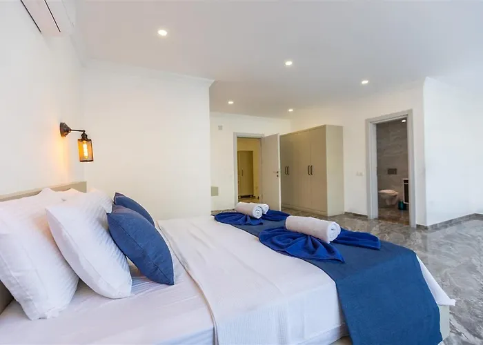 Villa Kamile Sultan Deniz Manzarali Jakuzili Kalkan