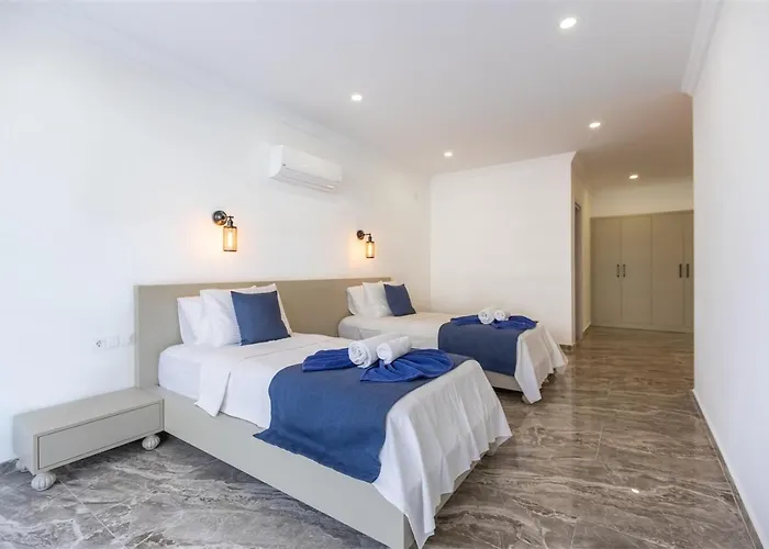 Kamile Sultan Deniz Manzarali Jakuzili * Kalkan
