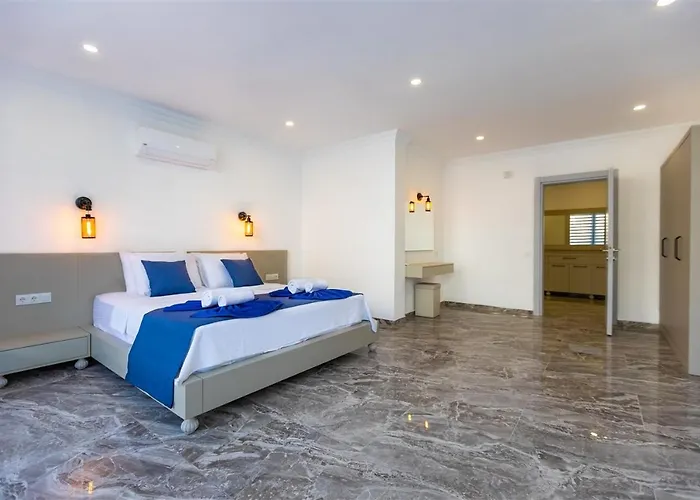 Villa Kamile Sultan Deniz Manzarali Jakuzili *