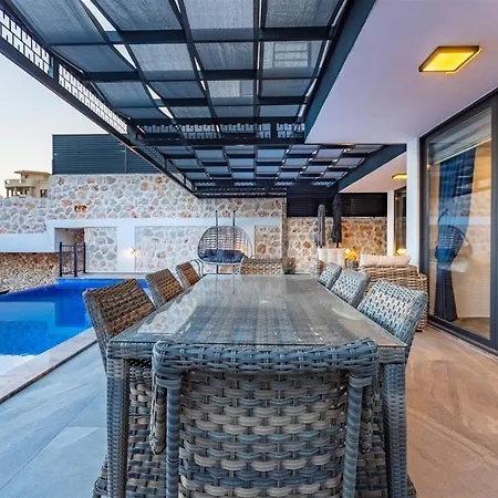 Villa Kamile Sultan Deniz Manzarali Jakuzili Kalkan