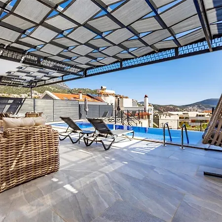 Kamile Sultan Deniz Manzarali Jakuzili Villa Kalkan