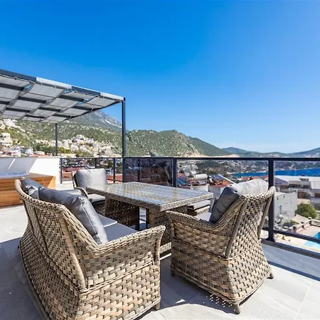 Villa Kamile Sultan Deniz Manzarali Jakuzili