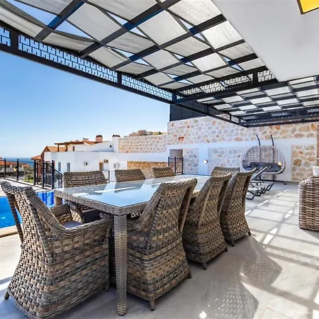 Kamile Sultan Deniz Manzarali Jakuzili Villa Kalkan