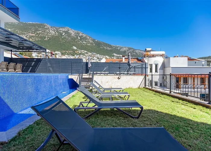 Villa Kamile Sultan Deniz Manzaralı Jakuzili