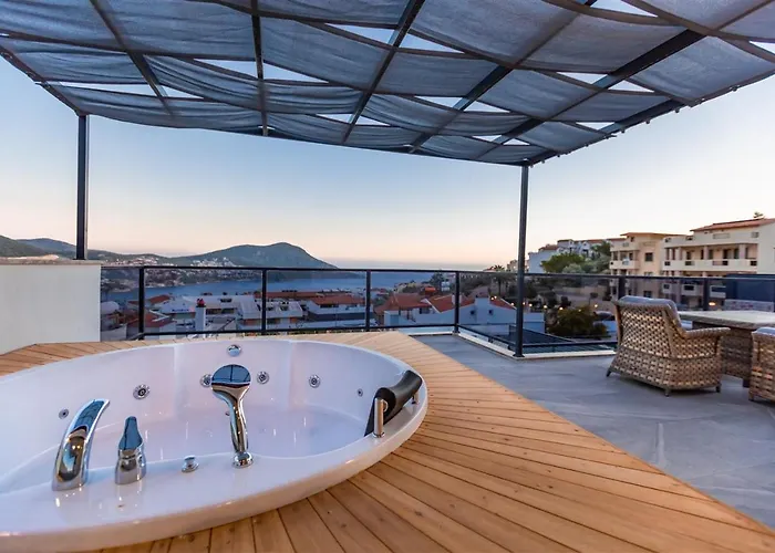 Villa Kamile Sultan Deniz Manzarali Jakuzili