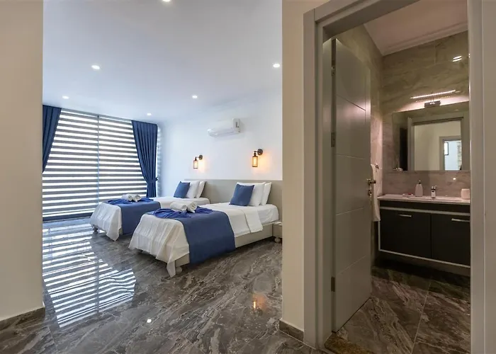 Kamile Sultan Deniz Manzarali Jakuzili Villa Kalkan