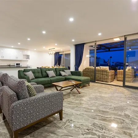Villa Kamile Sultan Deniz Manzarali Jakuzili *